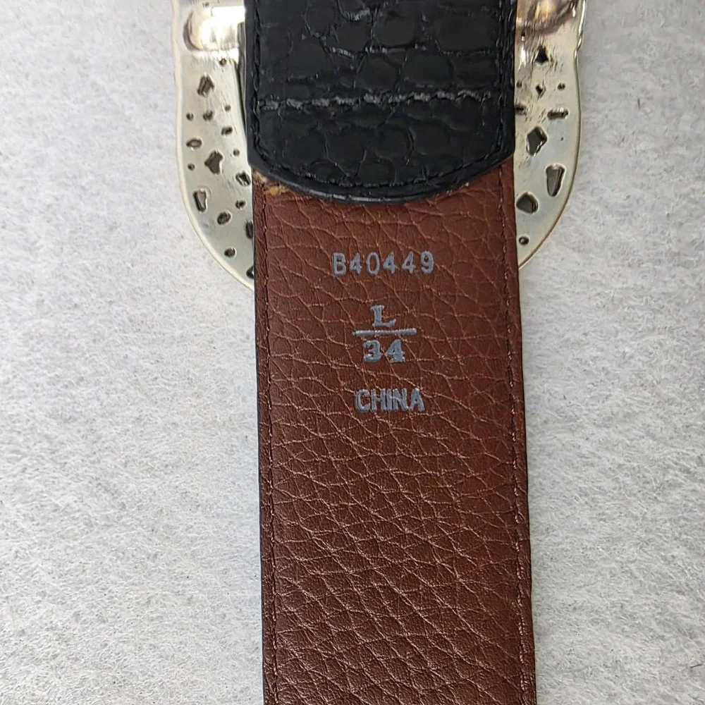 Women's Black Crocodile Embossed Belt Silver Filigree Floral Buckle Size 34